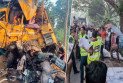 নাটোরে বাস ও ট্রাকের মুখোমুখি সংঘর্ষ, নিহত ১৪